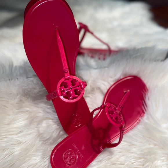 tory burch hot pink miller sandal